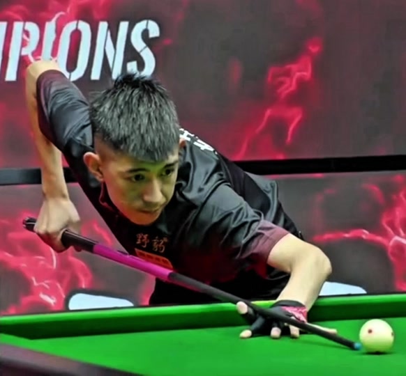 聊的不仅是 聊的不仅是